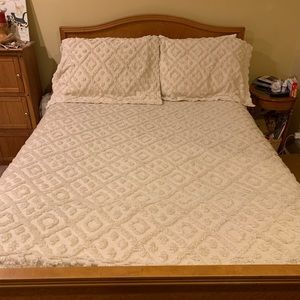 King Size Chenille Bedspread